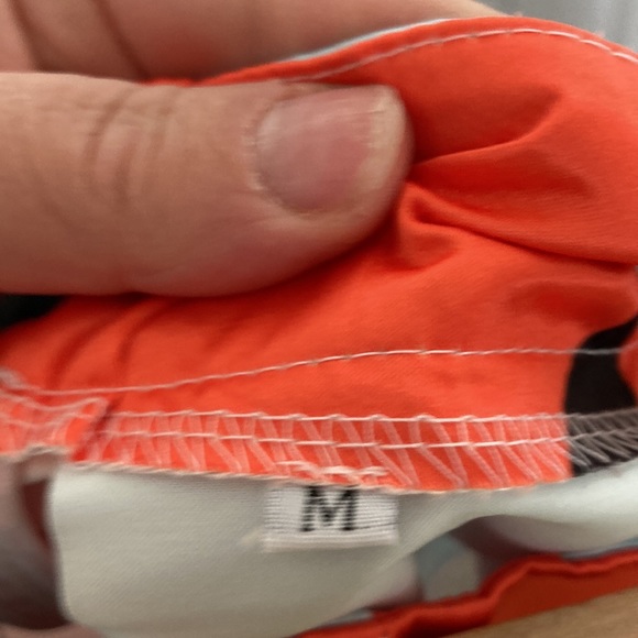 Fit and Flare Polyester skirt. Size M - Picture 4 of 6